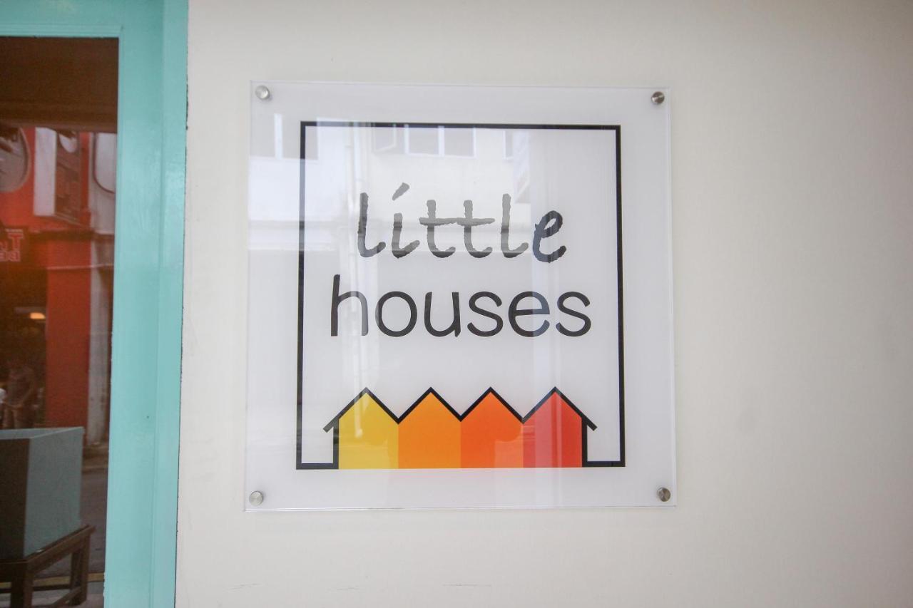 Little Houses Кучінг Екстер'єр фото